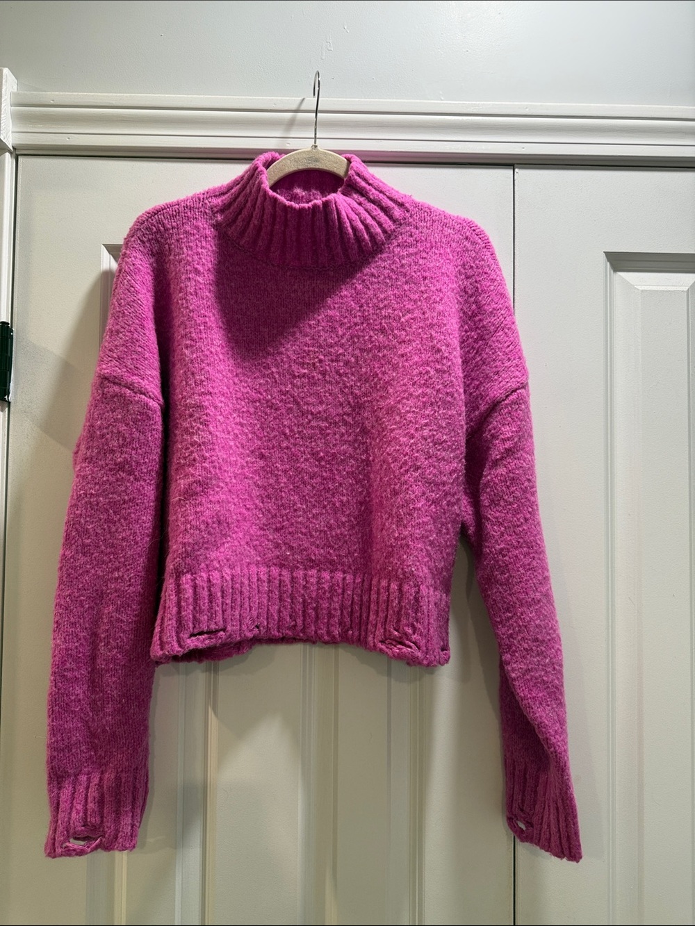 Women's Pink Turtleneck Cropped Sweater